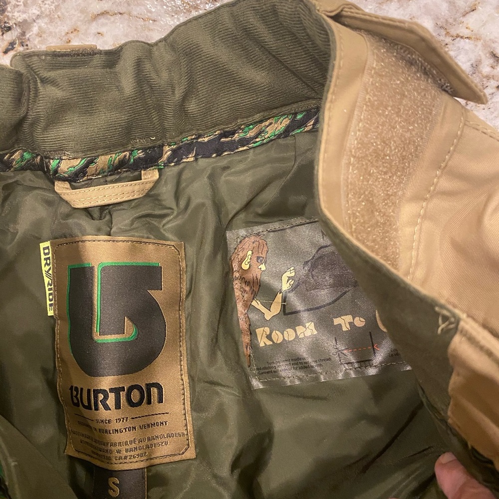 Kids Burton ski pants